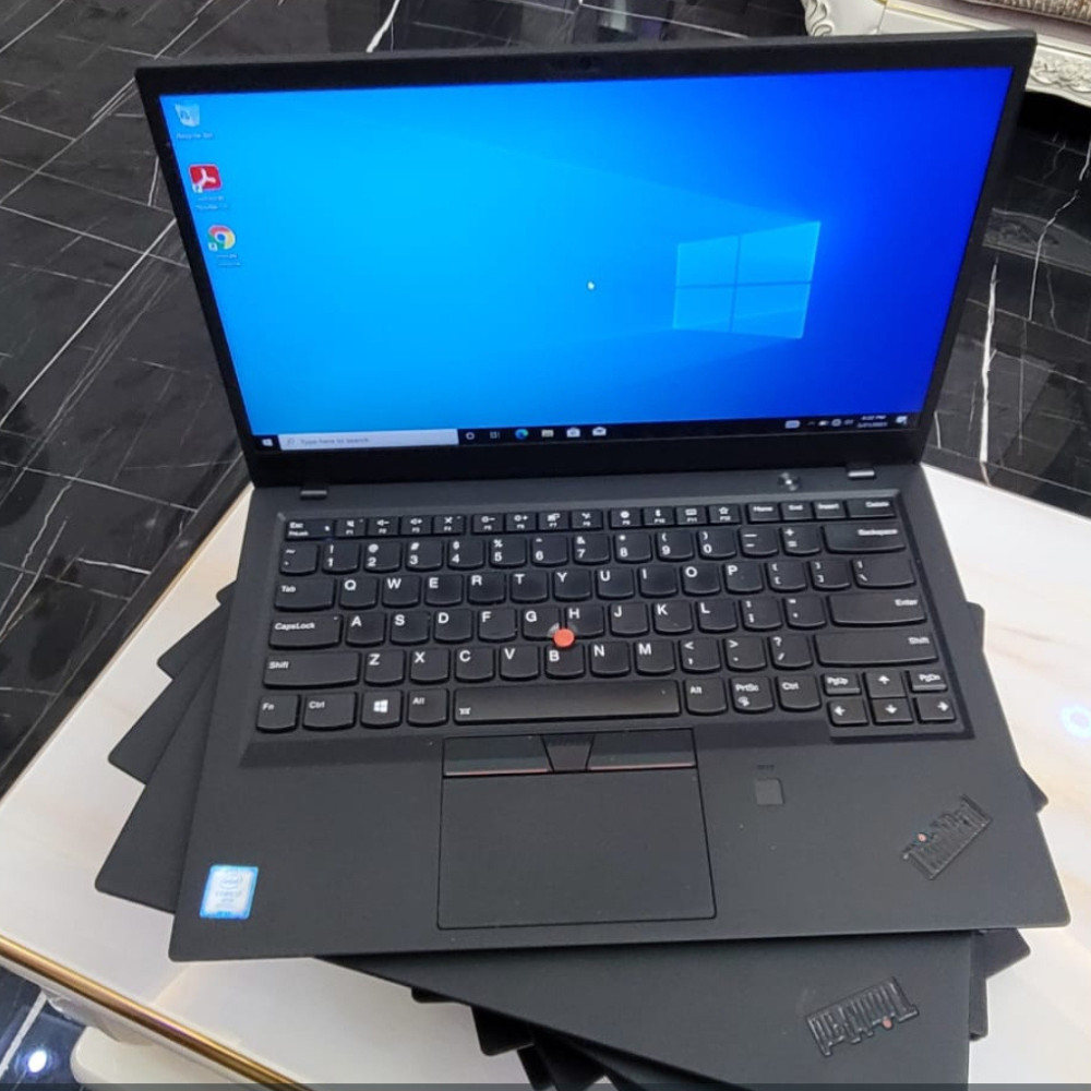 Lenovo ThinkPad X1 Carbon laptop